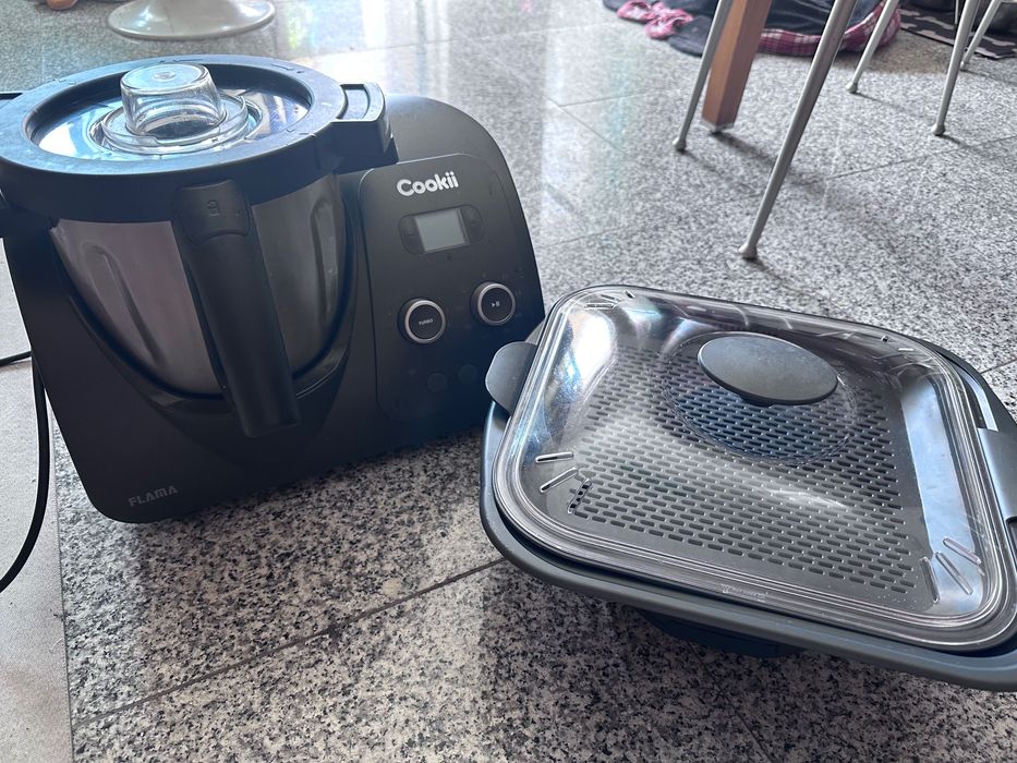 Cookii. Flama. Máquina cozinha