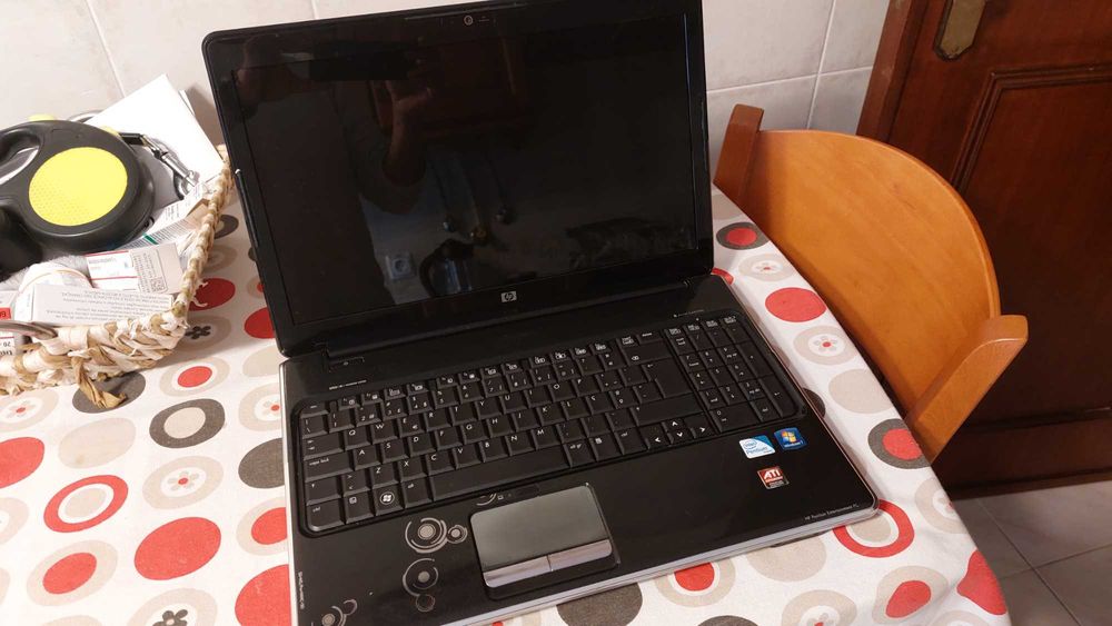 90€ Portatil impecável pronto a usar  HP dv6  Windows original
