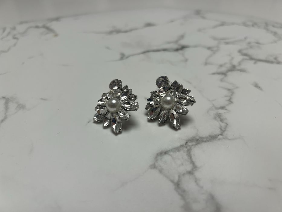 Сережки з перлинами та кристалами