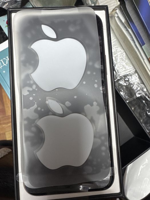 IPhone 11 + чудовий стан