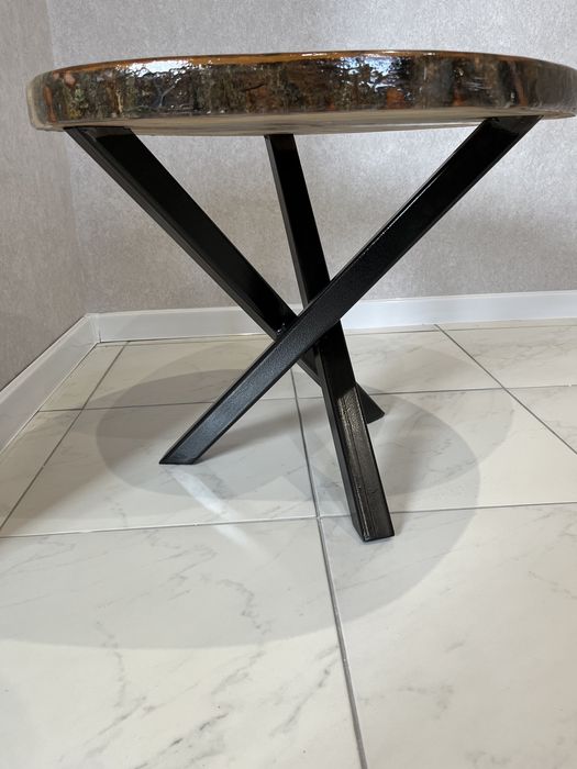 Журнальний стіл