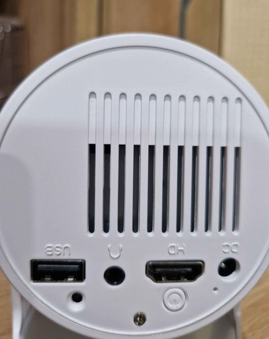 Projetor  com sistema Android incluido