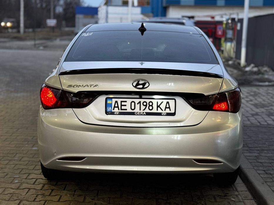 Продам свой автомобиль Hyundai sonata