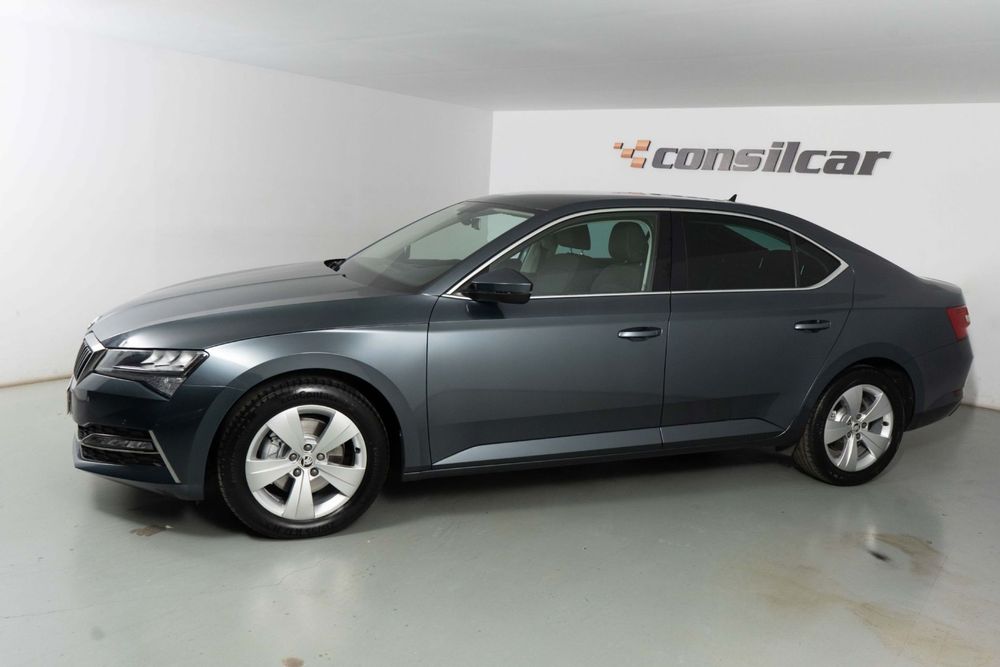 Skoda Superb 1.4 TSI iV Style DSG