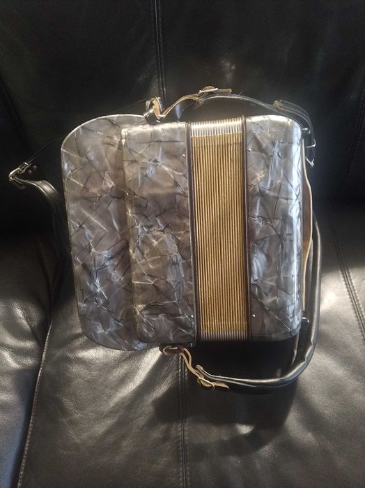 Accordion, Hohner Club II B Concertina, Original with Case64585406570753124