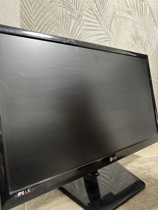 Продам монитор LG
