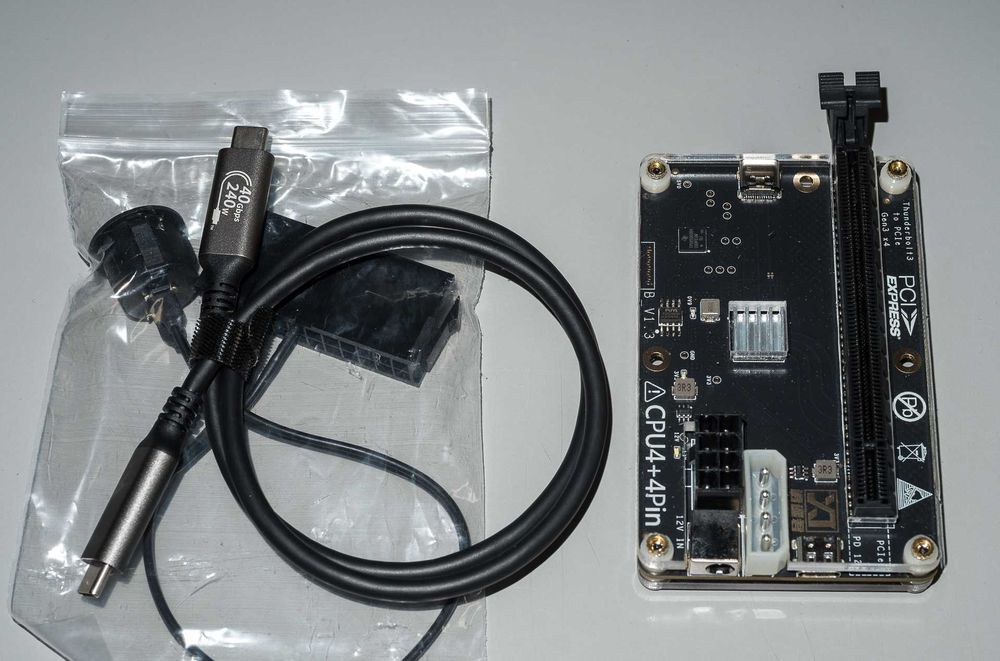 Адаптер зовнішньої відеокарти - External GPU USB 4.0 / Thunderbolt 4