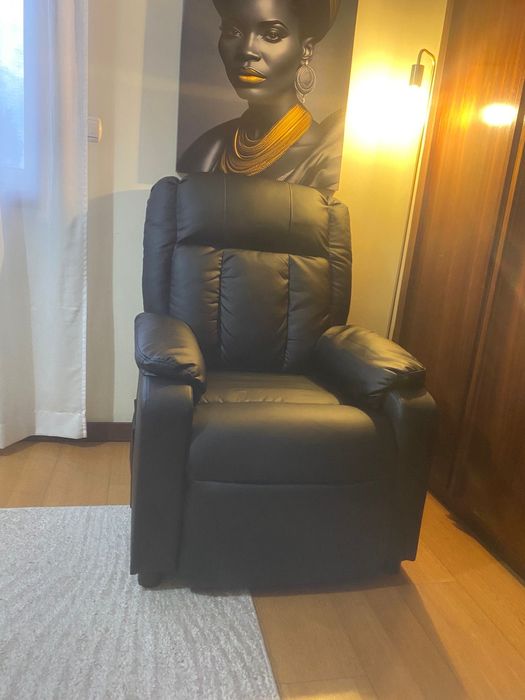 Poltrona Reclinável