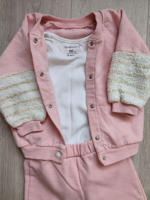 Теплий костюм для дівчинки 1 рік