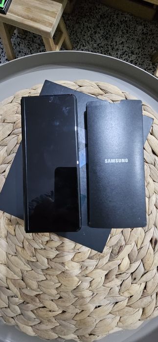 SAMSUNG Z FOLD 3 256GB, rigorosamente novo.