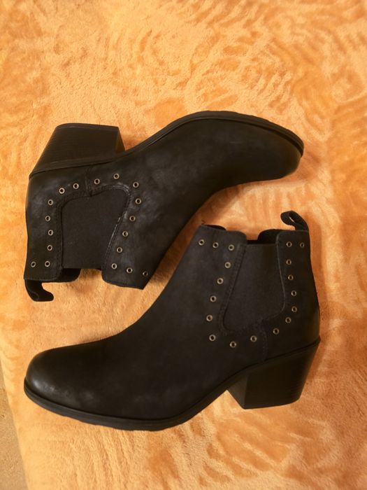 Okazja nowe botki LASOCKI 38 skóra naturalna czarne