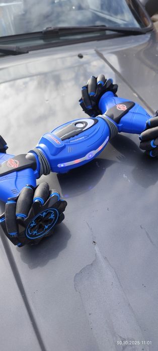 Машинка перевертень SONIC на радіокеруванні