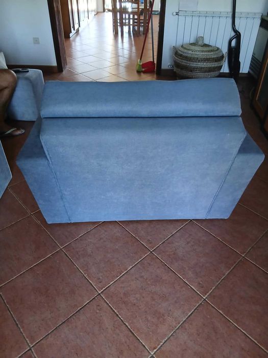 Poltrona reversível em cama