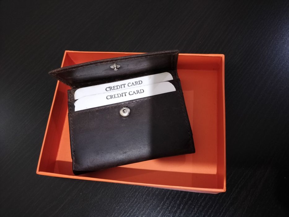 Carteira em pele genuína  pelezone