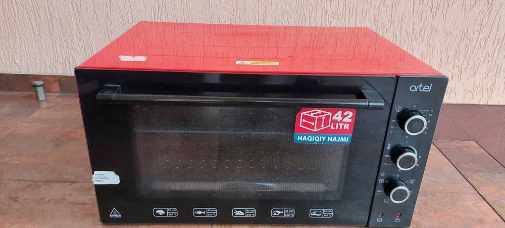 Електрична піч Artel MD-4218 L (42л) — Стан нової!