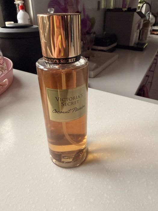 Victoria’s Secret Coconut Passion – mgiełka zapachowa 250 ml