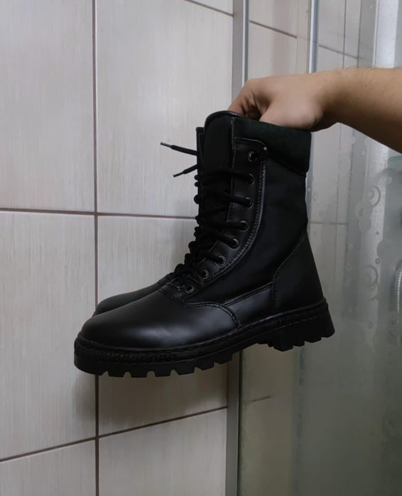 buty męskie 40 unisex eleganckie planowe emo goth skórzane czarne wizy