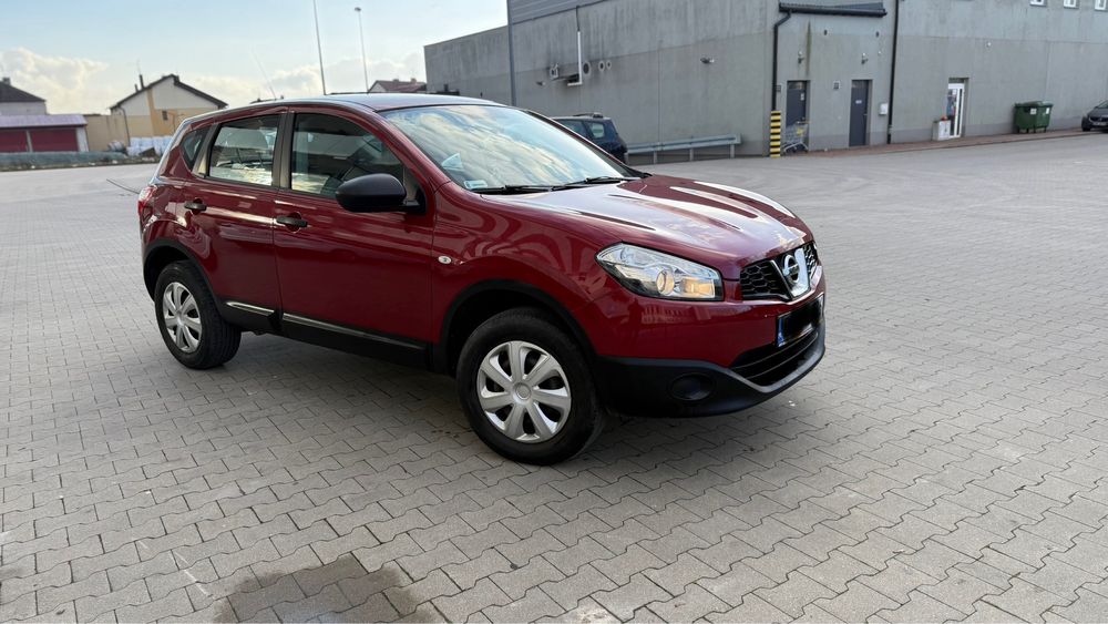 Nissan Qashqai 1.6 benzyna