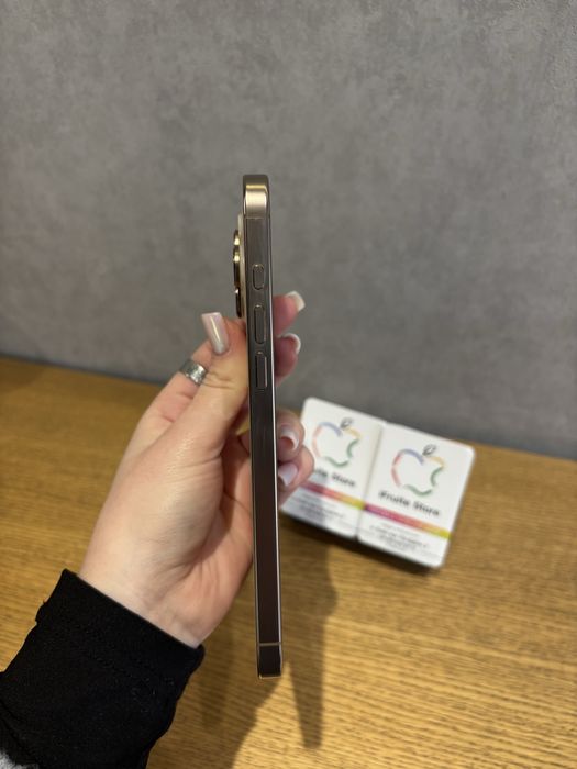 iPhone 16 Pro Max 256GB Desert