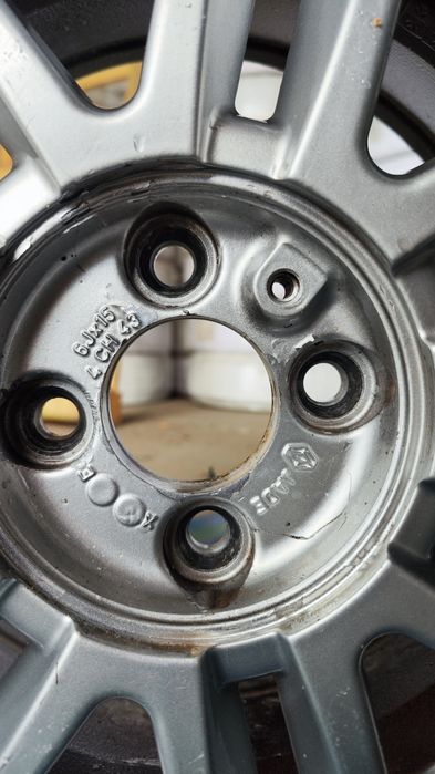 Jantes Renault 5 6jx15 4 ch 43