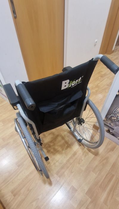 Cadeira de Rodas Universal BIORT