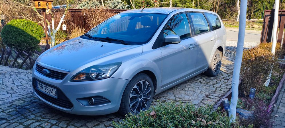Ford Focus MK2 FL 1.6 TDCi Gold X - Kombi 2009