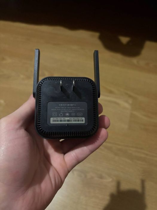 Wi-Fi репітер Xiaomi Mi Wi-Fi Range Extender Pro (R03)