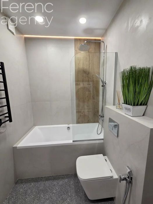 ЖИТЛОВИЙ КОМПЛЕКС, новобудова. Авторський ремонт в стилі «МОДЕРН».