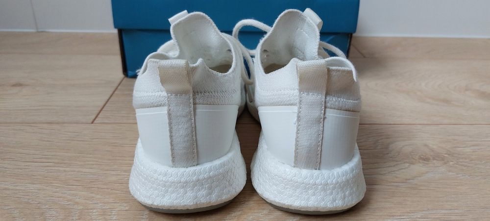 R. 32 - Buty sportowe adidasy sneakersy CCC Sprandi