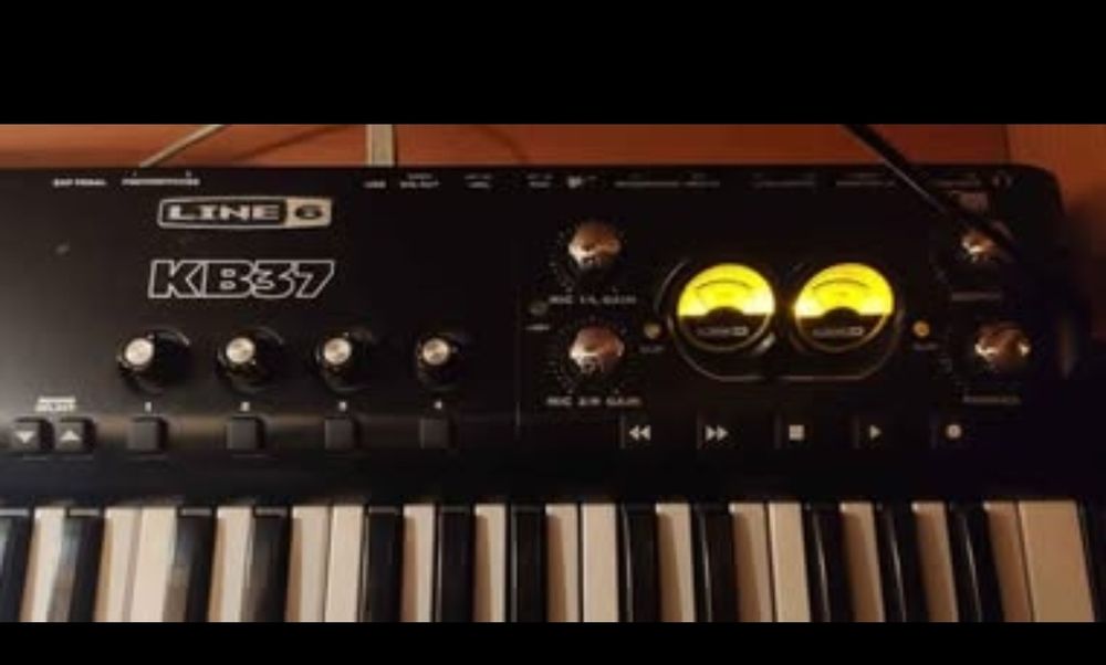 Line6 Toneport KB37 - Áudio Interface