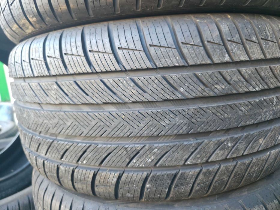 Гума зимова 245/40R19   VREDESTEIN  Quatrac Pro 2
