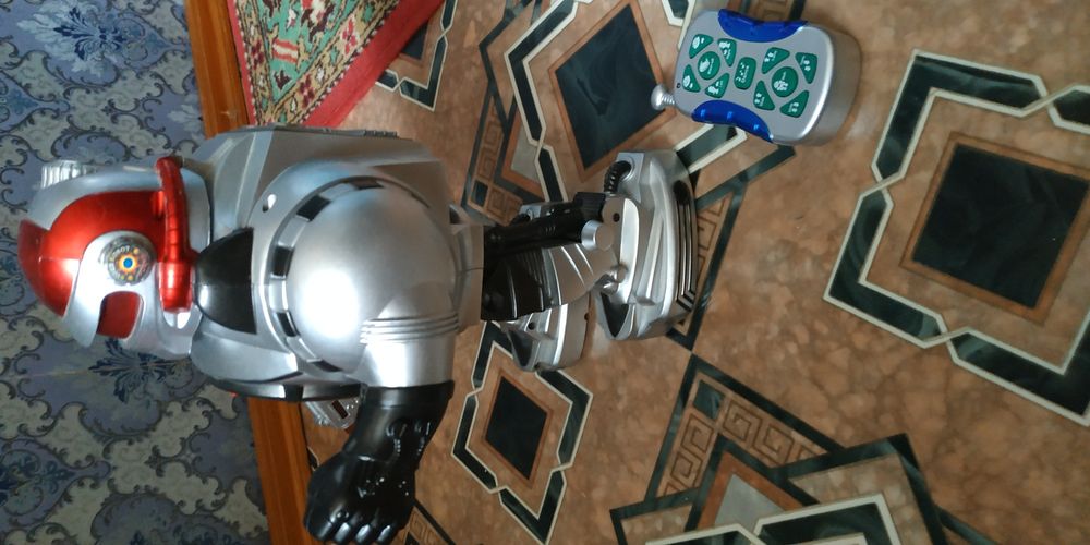 Робот в ассортименте