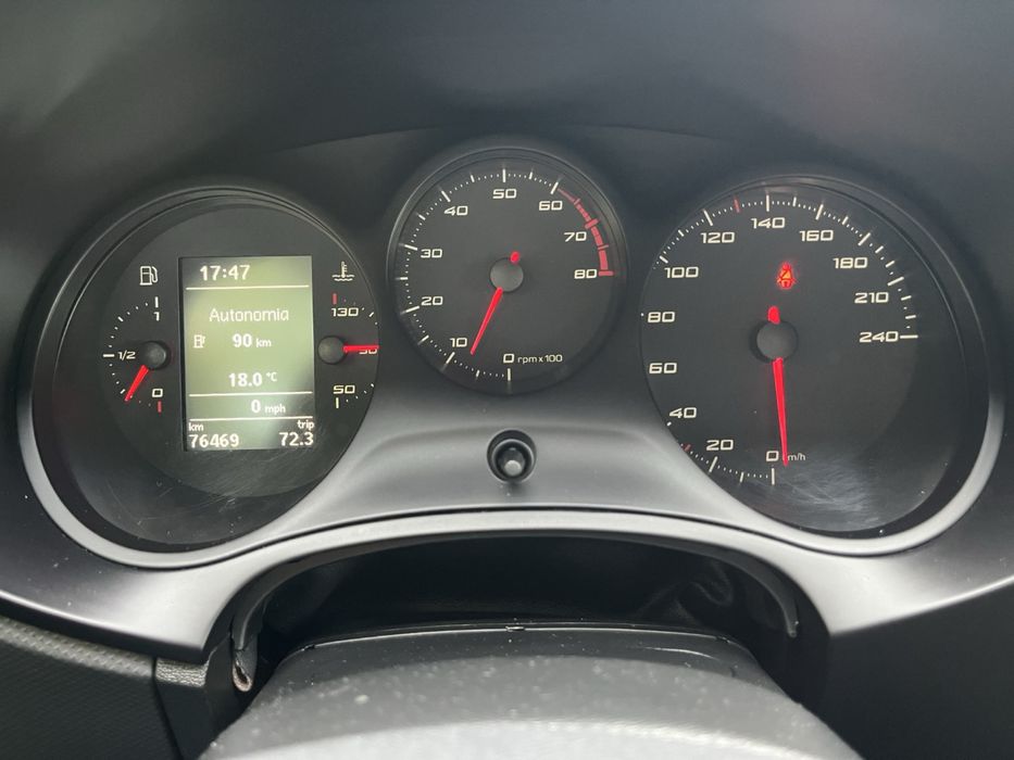 Seat Leon - Nacional/1 Registo/2014/76.000km