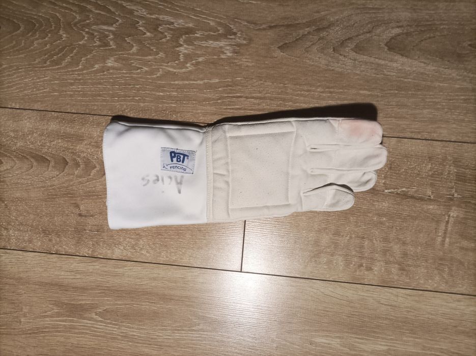 Rękawica do szermierki