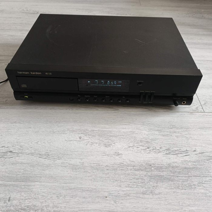 CD проигрыватель Harman Kardon HD720