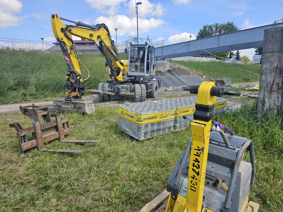 Usługi minikoparka, koparką, pracę ziemne, kucie młotem, wyburzenia