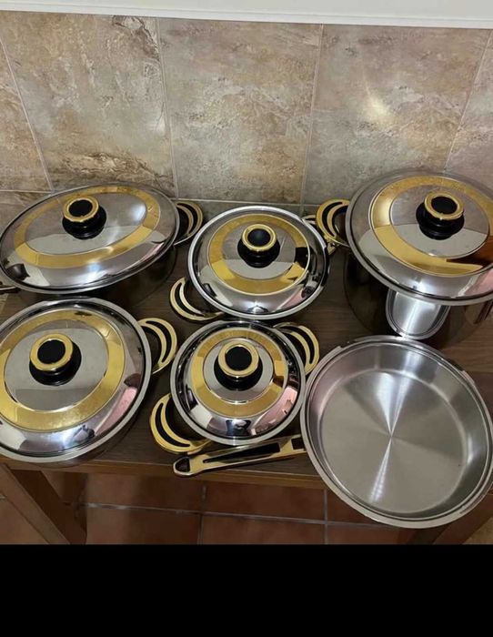 Jogo de tachos inox nunca foram utilizados