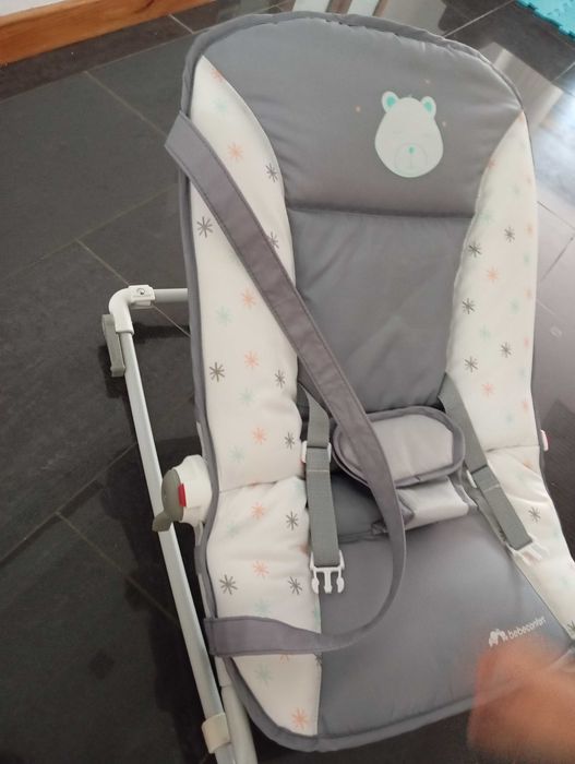 Artigos de bebê em bom estado