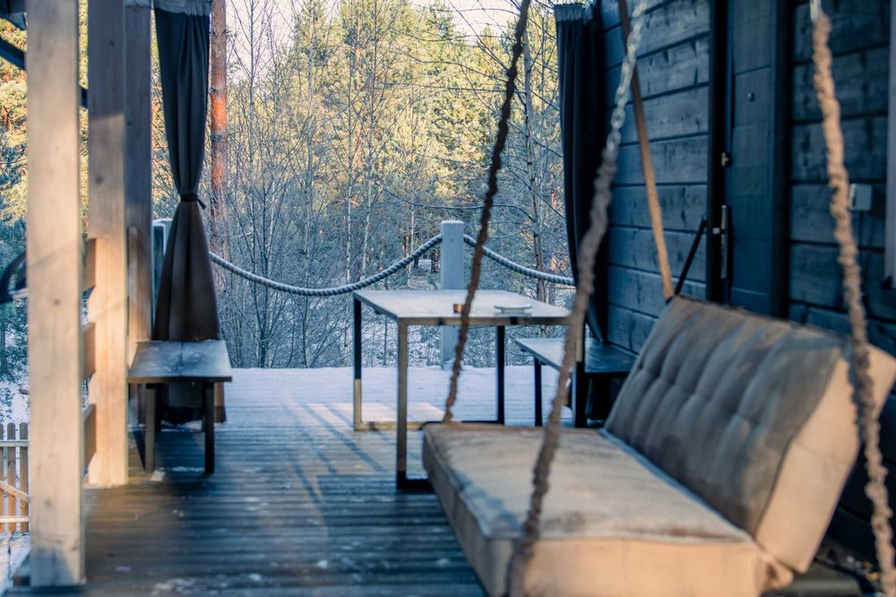 domek w lesie, jezioro Zelwa, Podlasie.