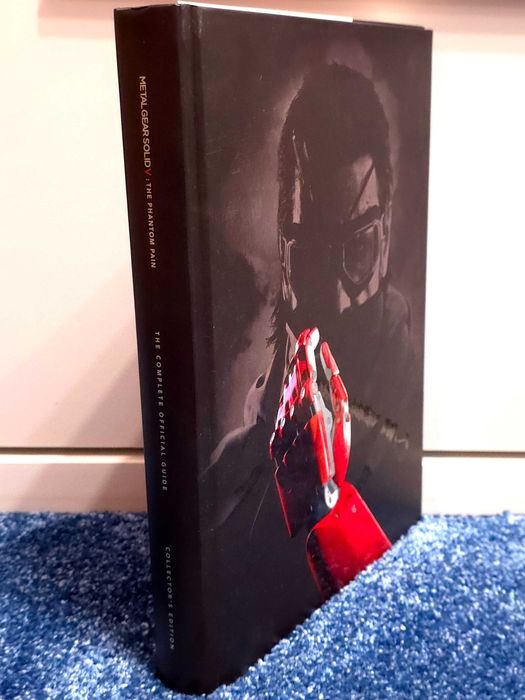 Metal Gear Solid V: The Phantom Pain: The Complete Official Guide EN