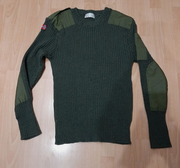 sweter wojskowy Norwegia 100% wełna rozmiar M/L