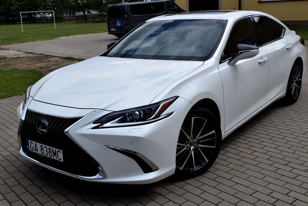 Lexus ES LEXUS ES300h z lipca 2025 r. STAN IDEALNY