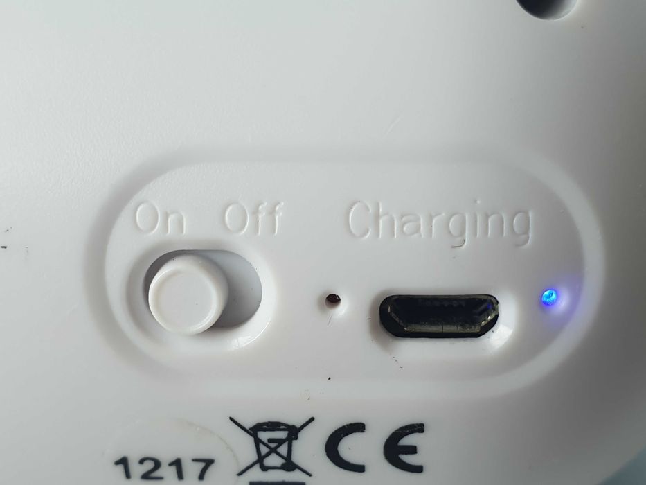 Bluetooth колонка smiggle speaker +зарядне кабель