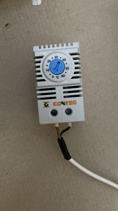 Вентиляторный модуль вентилятор 2 з термост, RAL9005 DP-VEN-02