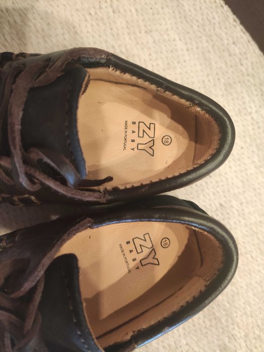 Vendo Zippy mocassins Criança tamanho 18