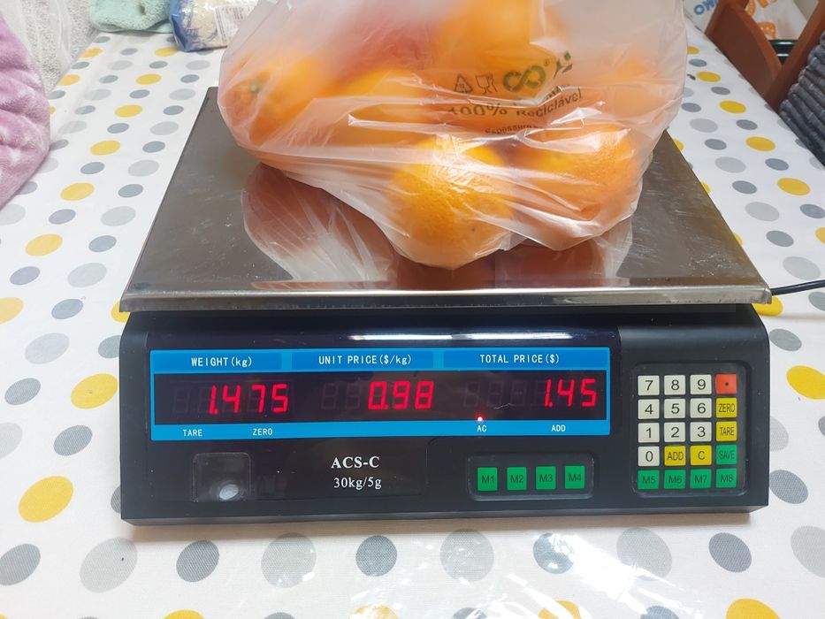 Grd oportunidade balança digital para loja  a 220v e também  a bateria