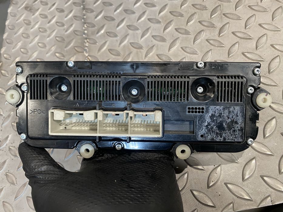 Comando climatização chaufage climatronic vw golf V 5 vw touran vw passat