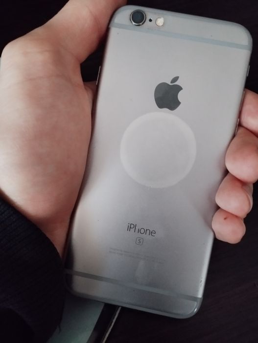 Продам iPhone 6s 32gb