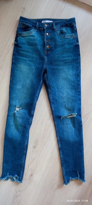 Жіночі джинси ZARA