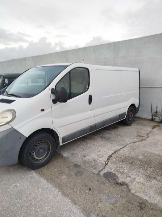 Opel vivaro longa